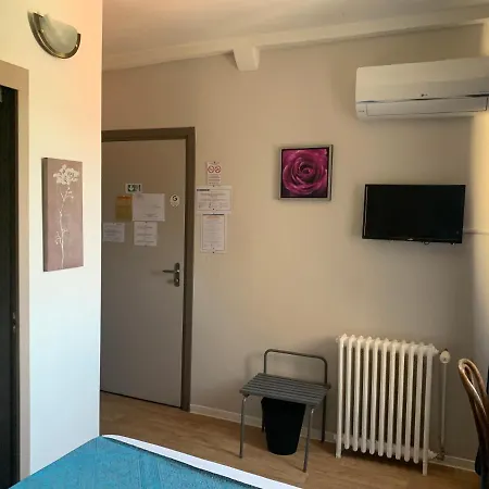 Otel Le Ceretan 2*